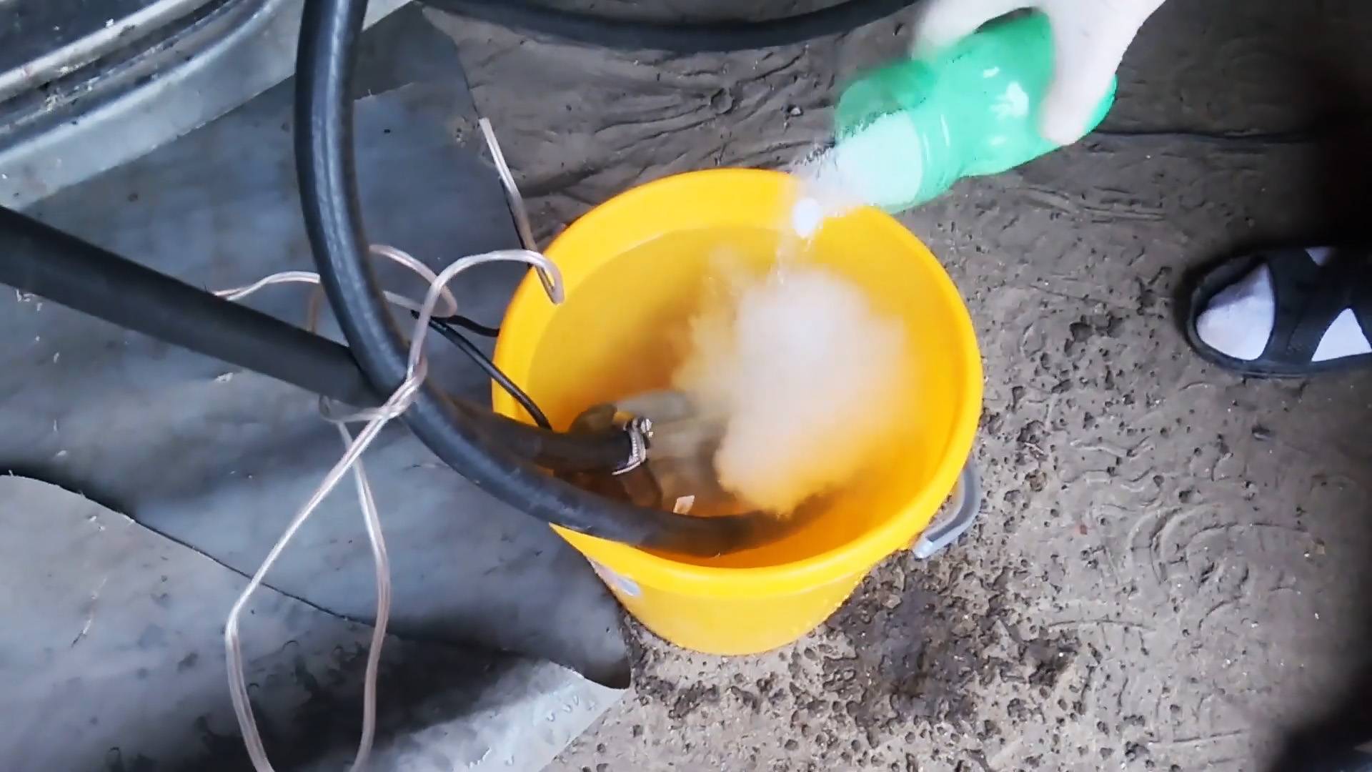 Промывка радиатора печки лимонной кислотой
