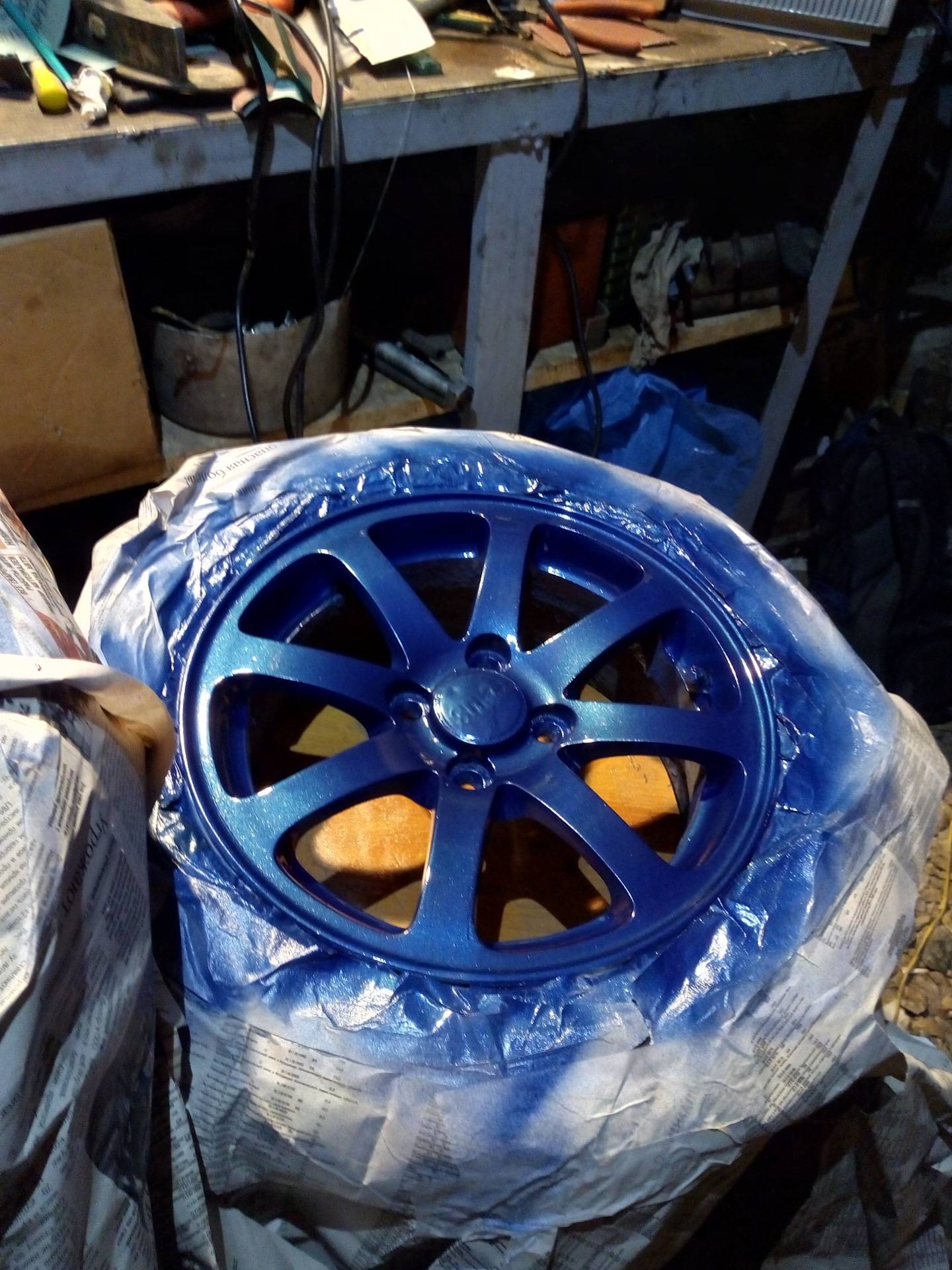 Чем покрасить стальные диски автомобиля самому штамповку