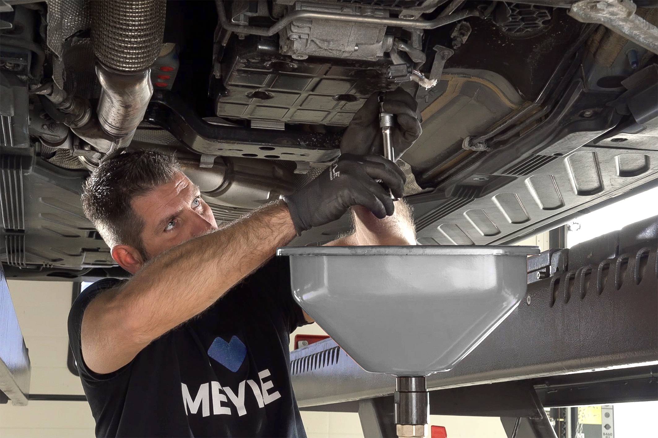 Как удалить лишнее масло из двигателя? - ремонт авто своими руками avtoservis-rus.ru