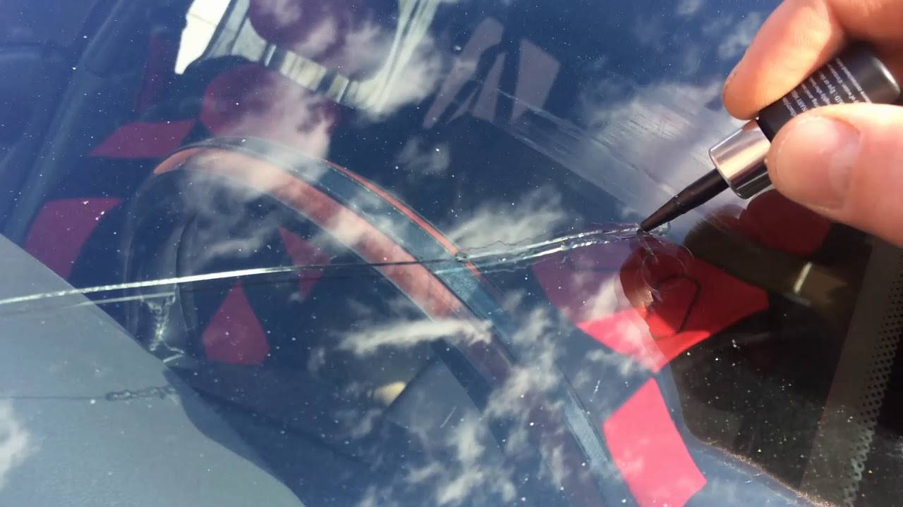 Остановка трещины на лобовом стекле автомобиля