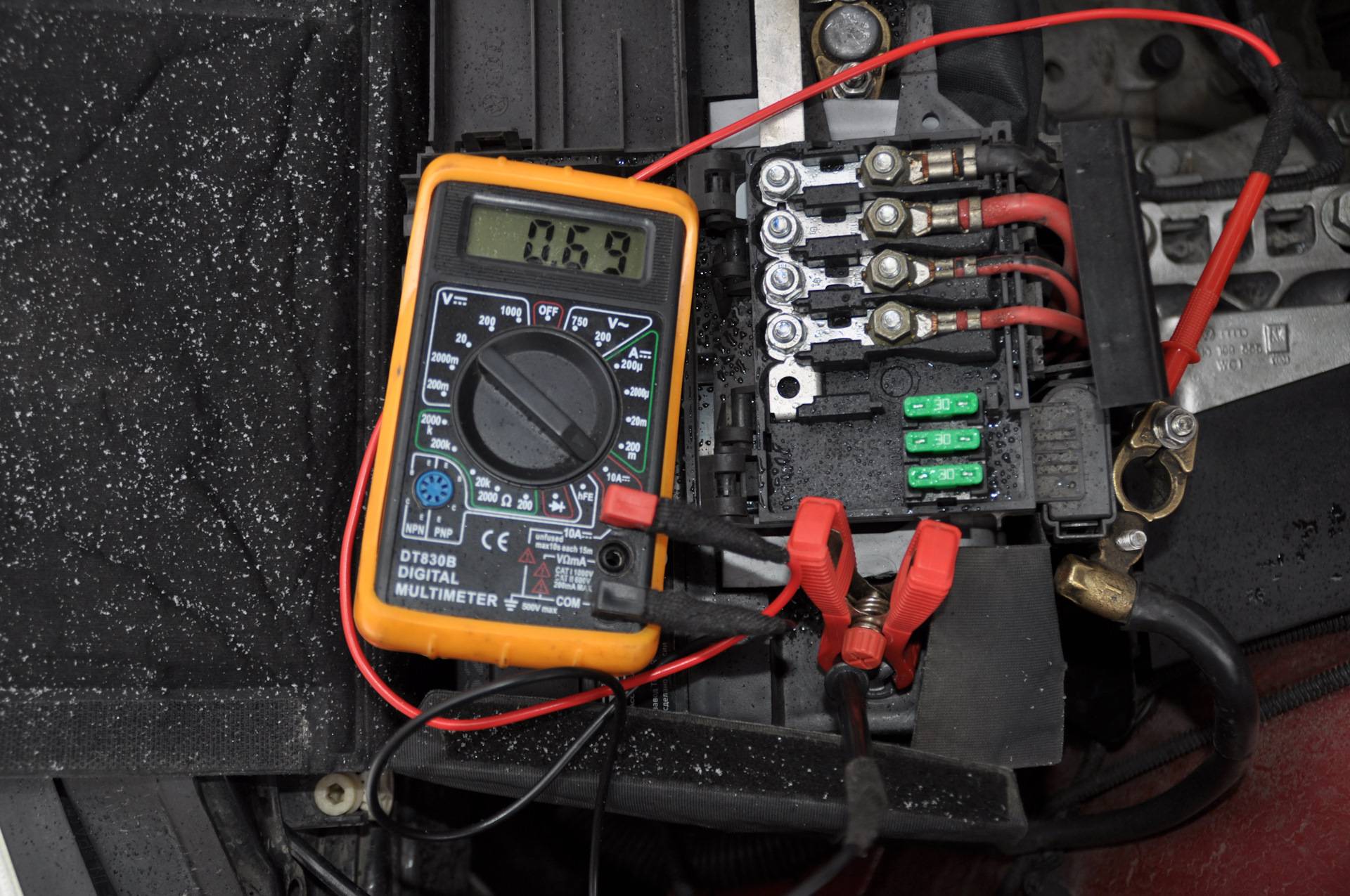 Как проверить утечку тока на автомобиле мультиметром? | tuningkod