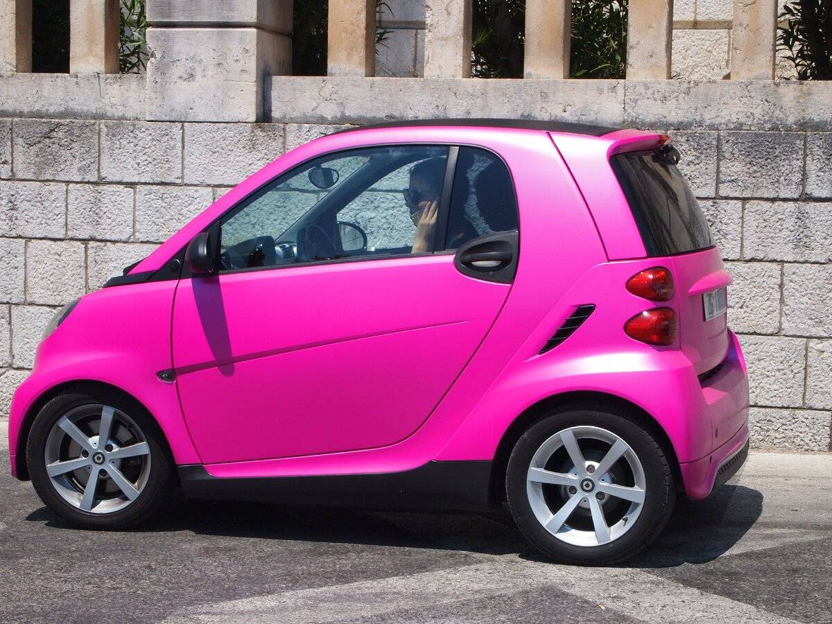 Топ-20 маленьких машин для девушек 2022 (марки, стоимость, фото)