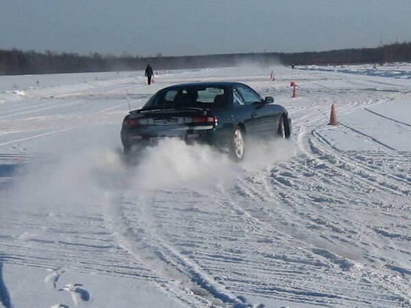 Курсы экстремального вождения на автомобиле в рязани. школа driftpro