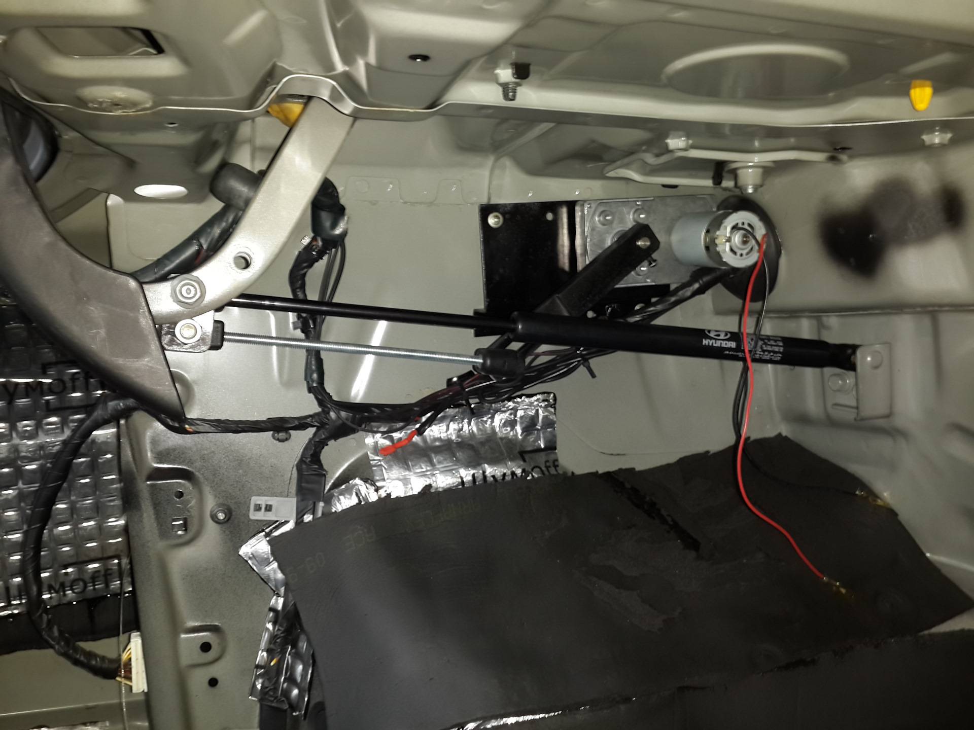 Как установить электропривод на багажник самостоятельно | neauto.ru