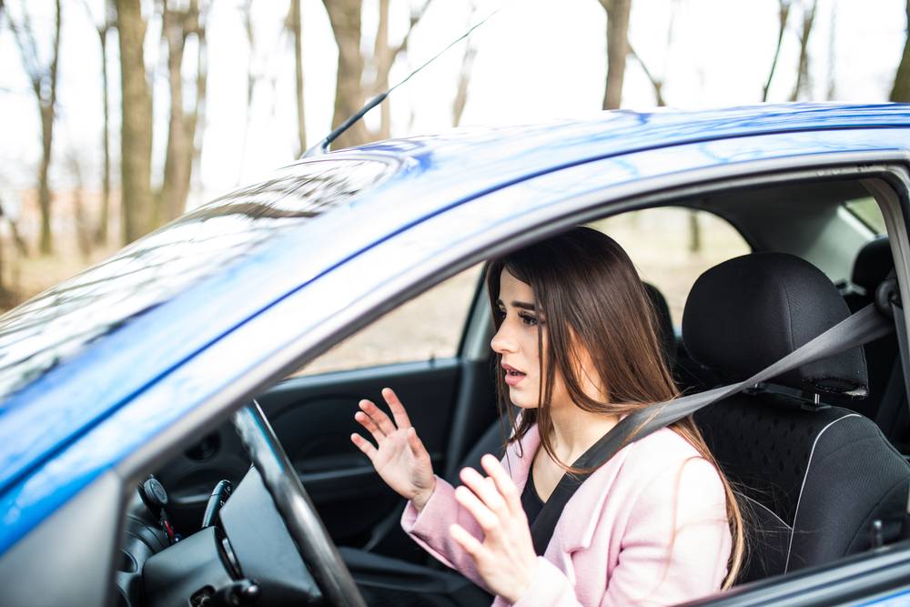 Как преодолеть страх вождения автомобиля новичку-женщине: 15 шагов