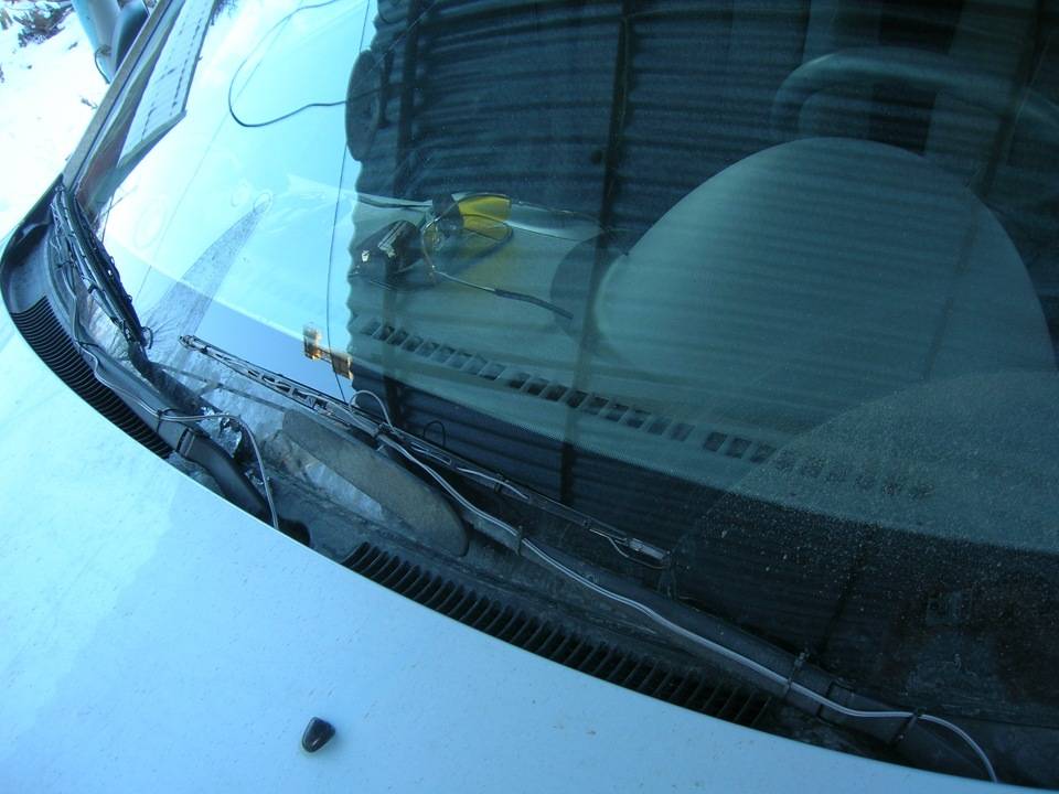 Обогрев зоны покоя щеток стеклоочистителя лобового стекла - автомобильные стеклоочистители