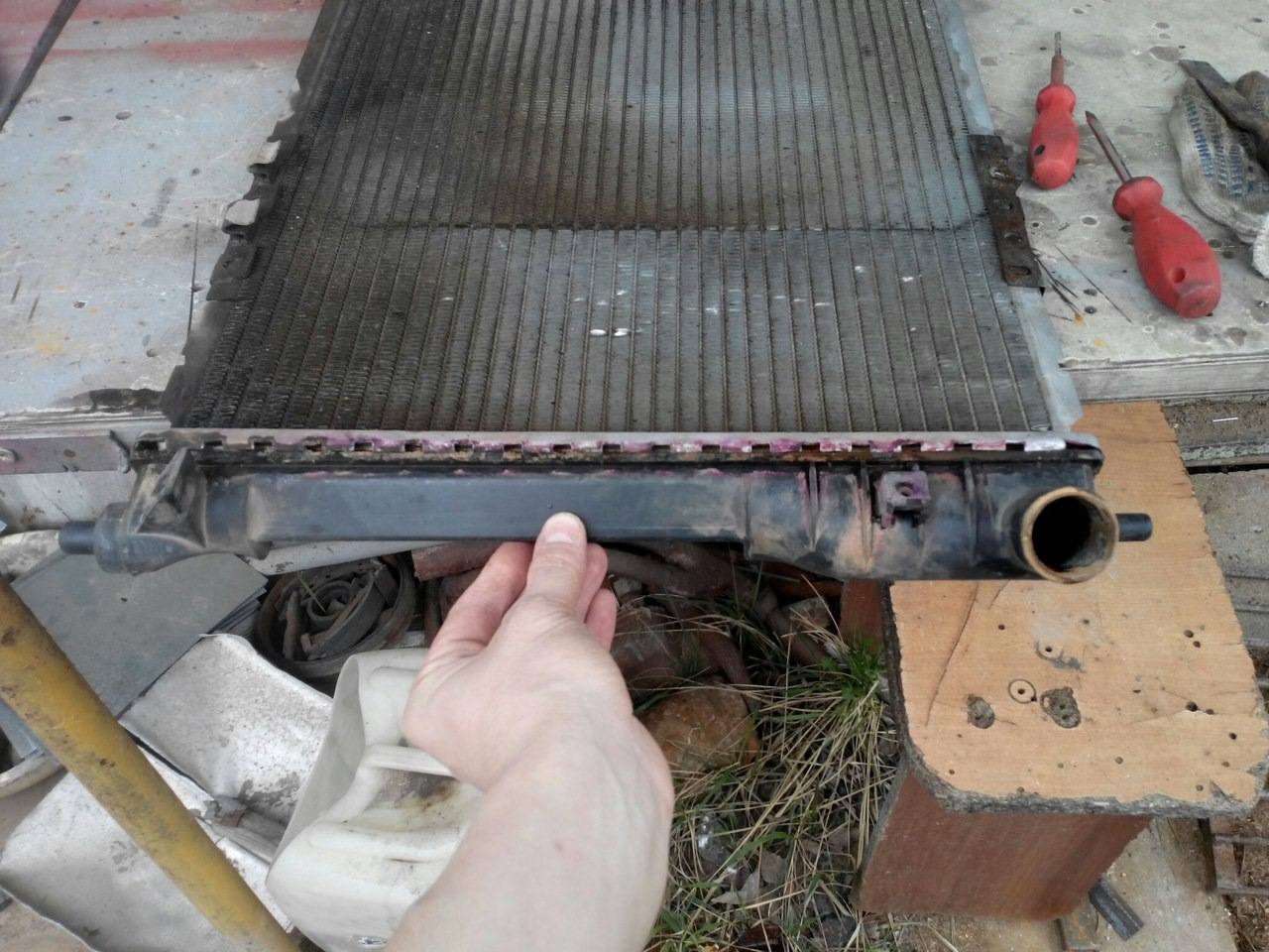 Как устранить течь радиатора, способы ремонта.